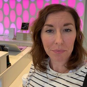 Meet your Posher, Sarah